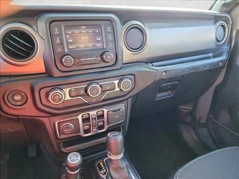 Used 2020 Jeep Wrangler Unlimited Sport image 13