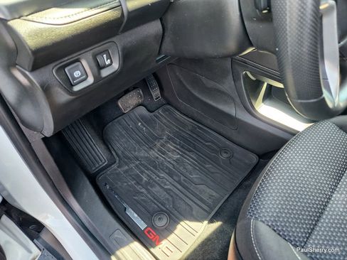 Used 2021 GMC Acadia SLE image 27