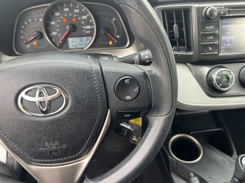 Used 2015 Toyota RAV4 LE image 13
