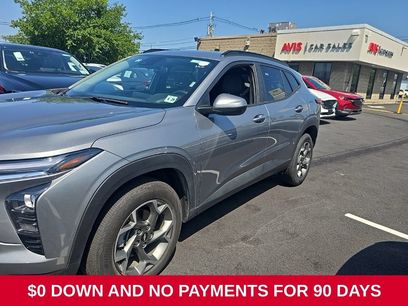 Used 2025 Chevrolet Trax LT w/ LT Convenience Package