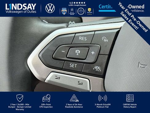 Certified 2022 Volkswagen Taos SEL w/ Panoramic Sunroof Package image 23