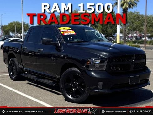 Used 2018 RAM 1500 Express w/ Black Ram 1500 Express Group RWD image 1