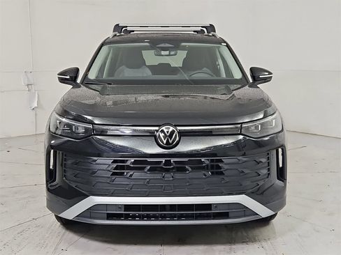 New 2025 Volkswagen Tiguan S image 9