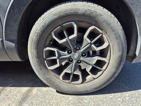 Used 2024 Hyundai Santa Cruz SEL image 17