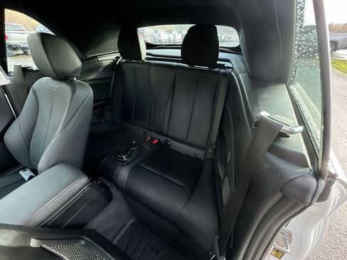 Used 2020 BMW 230i Convertible w/ M Sport Package image 24
