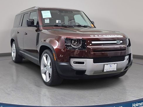 Used 2023 Land Rover Defender 130 First Edition AWD/4WD image 3