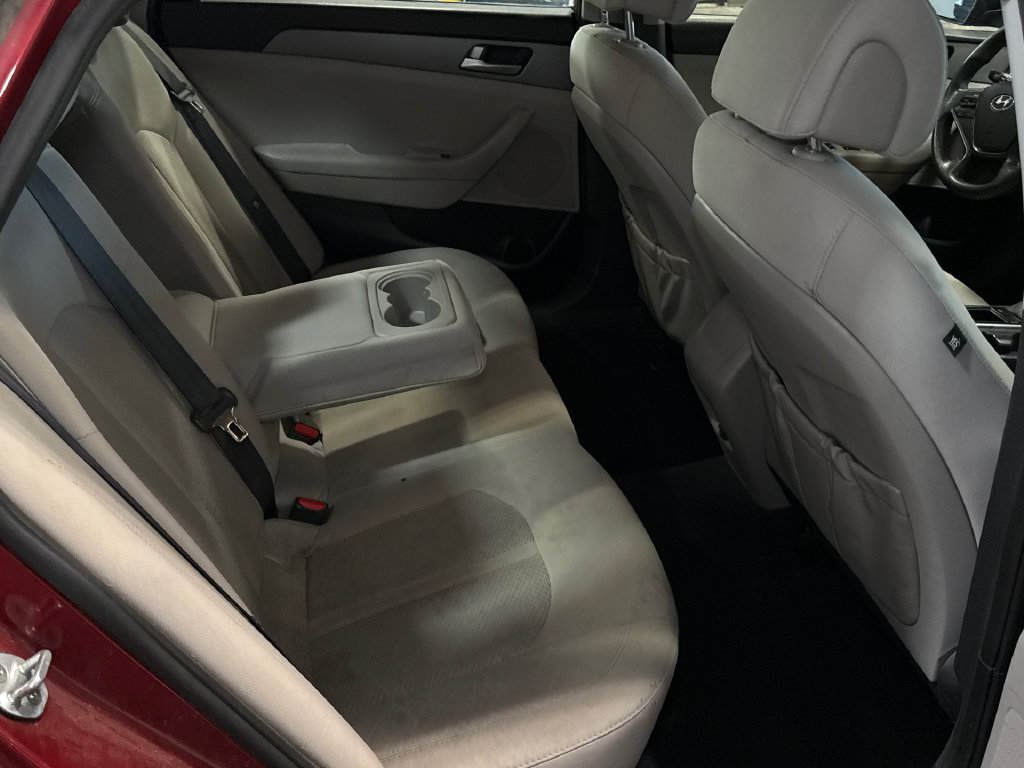 Used 2016 Hyundai Sonata SE FWD image 11