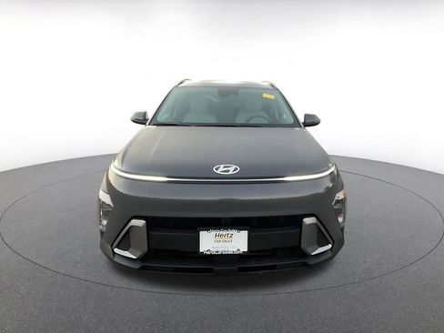 Used 2025 Hyundai Kona SEL image 4