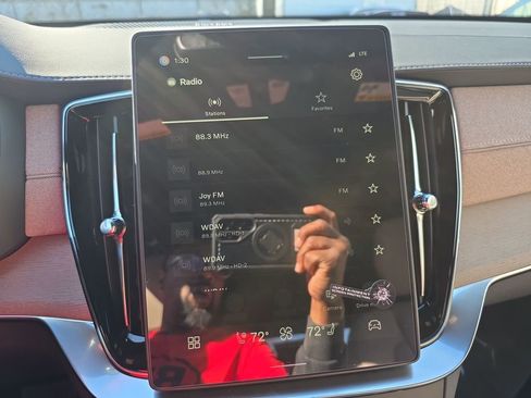 New 2026 Volvo XC90 B6 Ultra w/ Lounge Package image 22