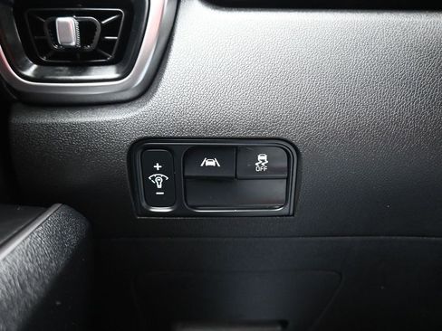 Used 2022 Kia Sorento S image 28