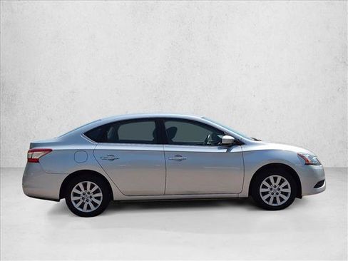 Used 2015 Nissan Sentra S FWD image 4