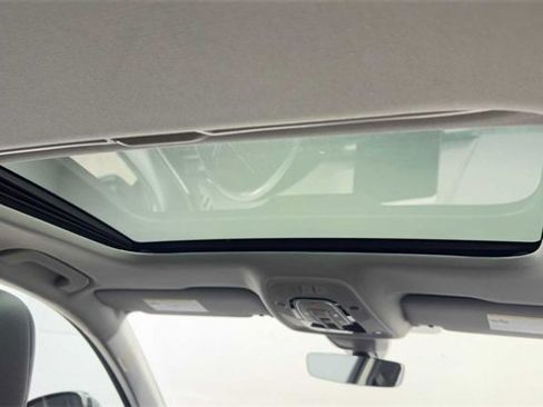 Used 2018 Audi A4 2.0T Ultra Premium Plus w/ Premium Plus Package image 17