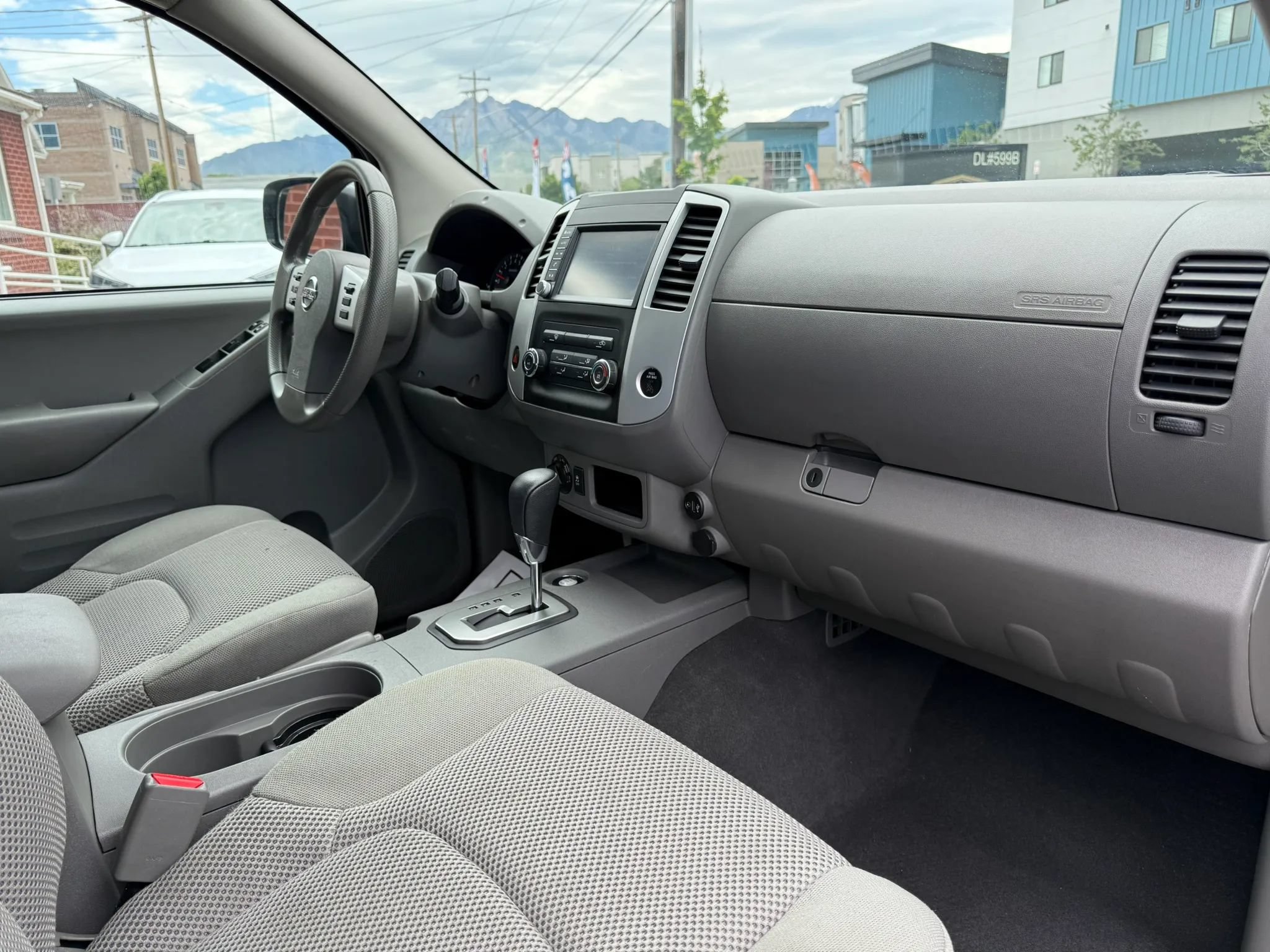 Used 2021 Nissan Frontier SV w/ SV Utility Package AWD/4WD image 13