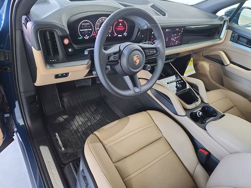 New 2026 Porsche Cayenne AWD/4WD image 4