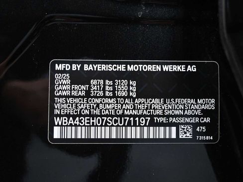Used 2025 BMW 750e xDrive image 13