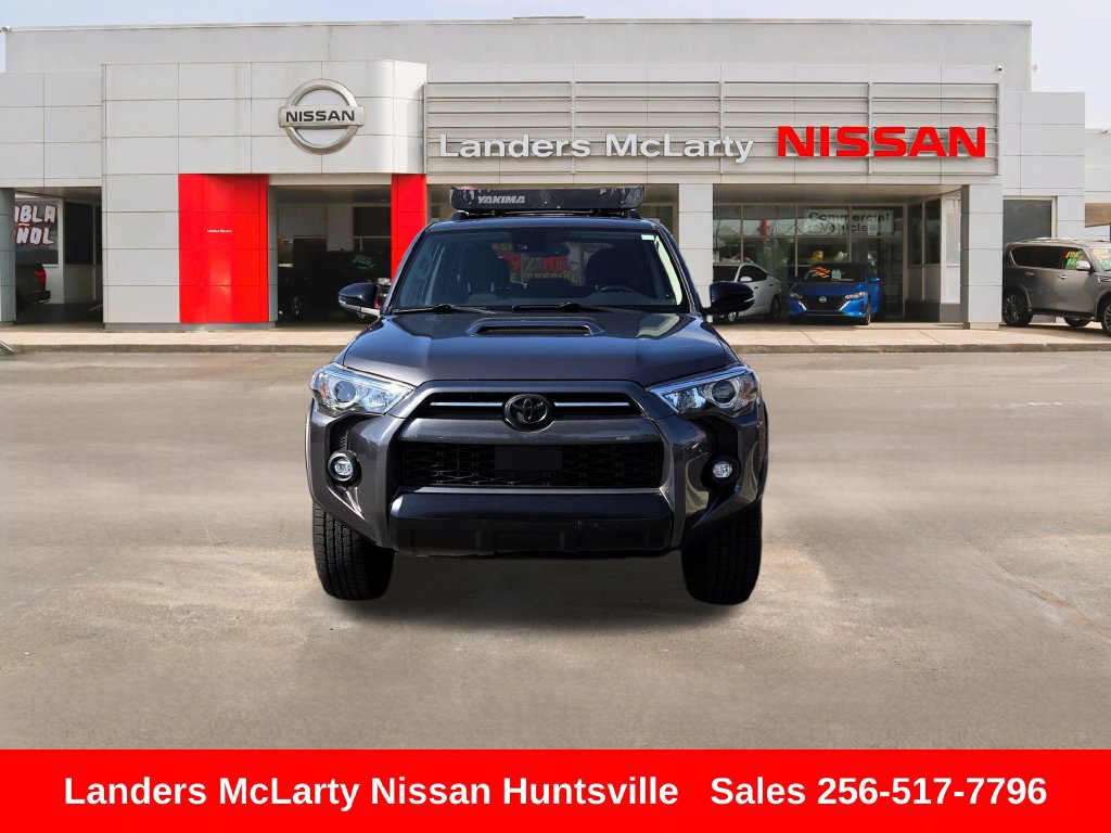 Used 2021 Toyota 4Runner Venture w/ Moonroof Package AWD/4WD image 11