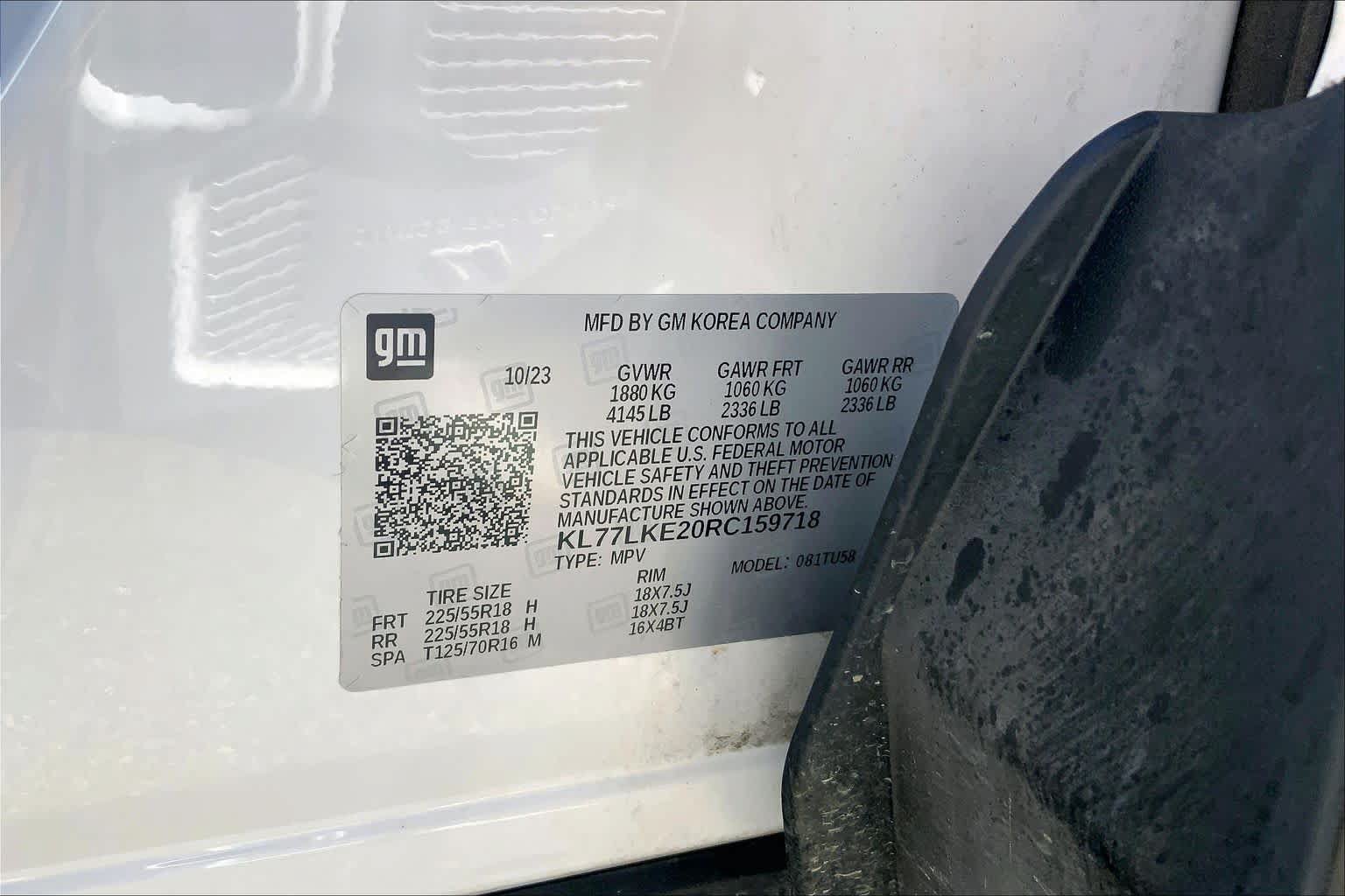 Used 2024 Chevrolet Trax ACTIV w/ Sunroof Package FWD image 32