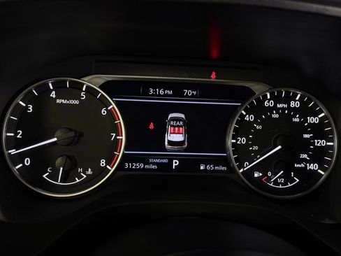 Used 2023 Nissan Rogue SV image 13