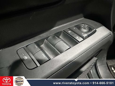 Certified 2024 Toyota Tacoma SR5 AWD/4WD image 18