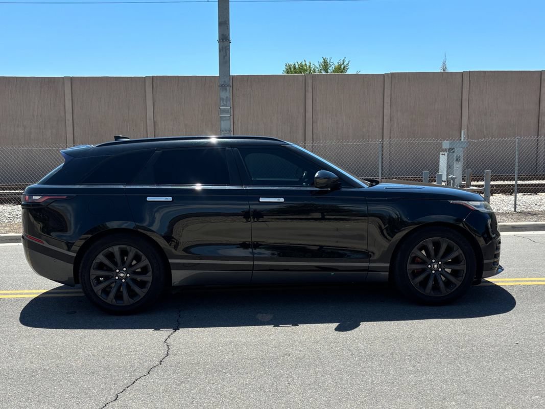 Used 2018 Land Rover Range Rover Velar R-Dynamic SE AWD/4WD image 6
