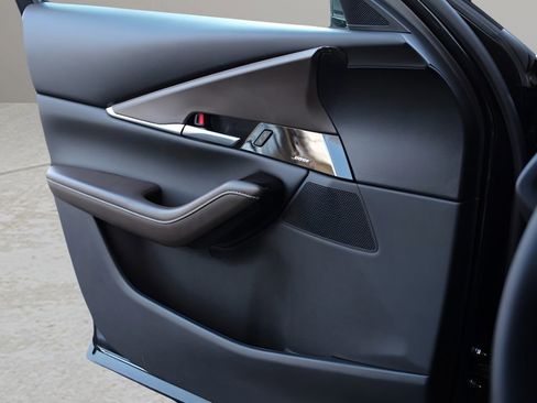 Used 2025 MAZDA CX-30 2.5 Turbo w/ Premium Plus Pkg image 28