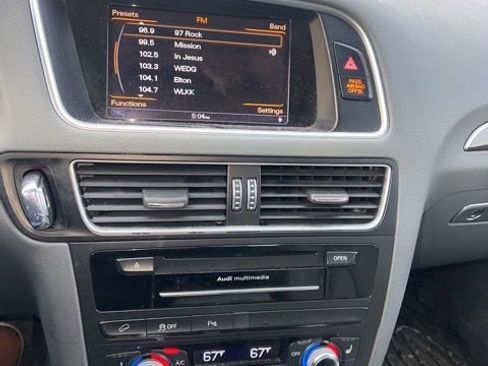 Used 2016 Audi Q5 2.0T Premium Plus w/ Technology Package image 20