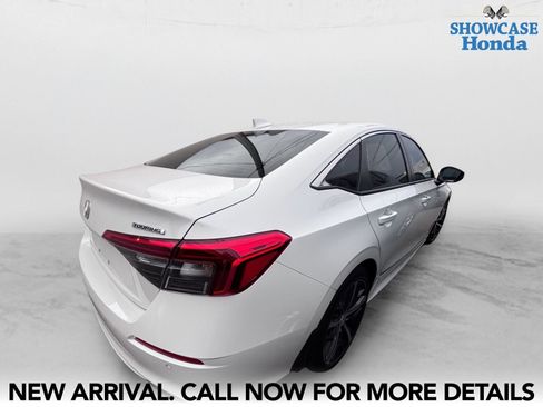 Used 2024 Honda Civic Touring image 4