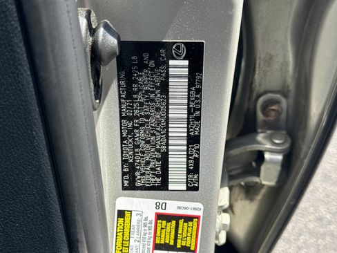 Used 2021 Lexus ES 300h w/ Premium Package FWD image 5