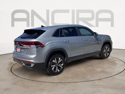 New 2026 Volkswagen Atlas Cross Sport SE image 8