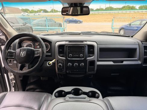 Used 2016 RAM 1500 Tradesman AWD/4WD image 16