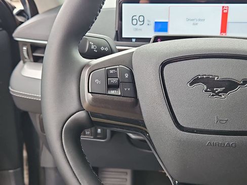 Used 2023 Ford Mustang Mach-E Select image 23
