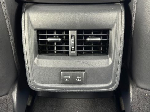 Used 2021 Toyota Avalon XSE image 33