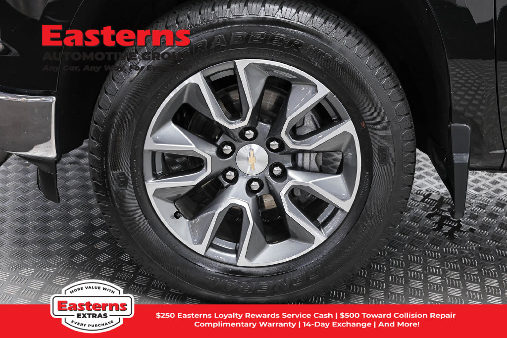 Used 2023 Chevrolet Silverado 1500 LT w/ Convenience Package II AWD/4WD image 32