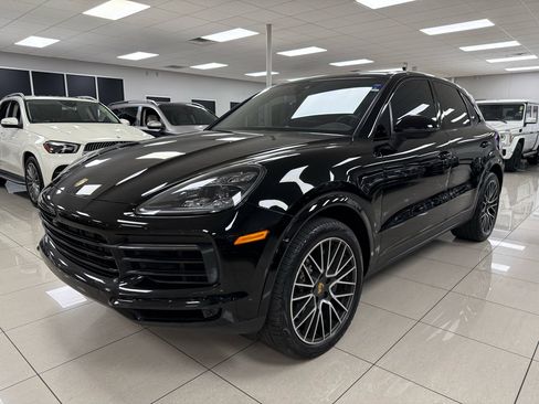 Used 2020 Porsche Cayenne S image 7