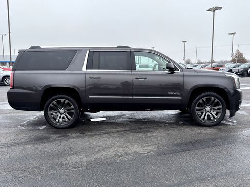 Used 2017 GMC Yukon XL Denali w/ Open Road Package image 2