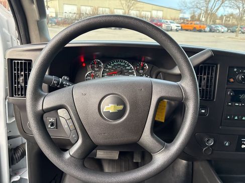 Used 2024 Chevrolet Express 2500 w/ Driver Convenience Package image 10