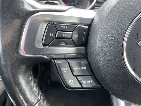 Used 2022 Ford Mustang GT Premium image 18