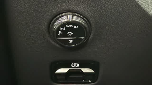 Certified 2026 Mercedes-Benz GLC 300 4MATIC image 17