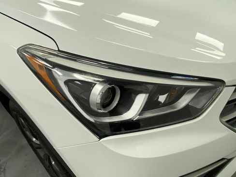 Used 2017 Hyundai Santa Fe Sport w/ 2.0T Ultimate Tech Package 05 image 10