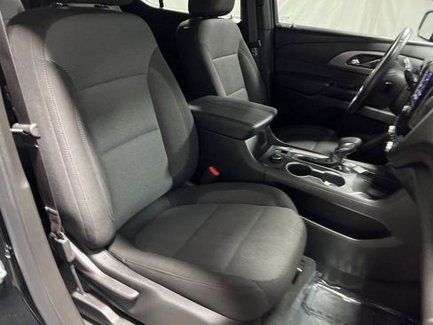 Used 2023 Chevrolet Traverse LT image 10