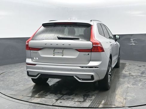 Used 2025 Volvo XC60 B5 Plus image 28