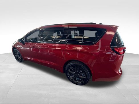 New 2026 Chrysler Pacifica Select FWD image 5