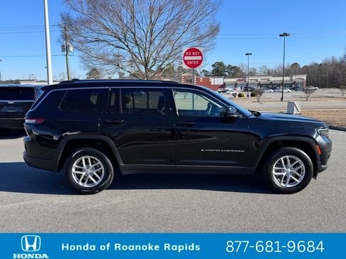 Used 2023 Jeep Grand Cherokee L Laredo image 6