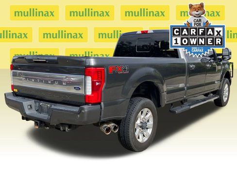 Used 2017 Ford F350 Platinum w/ Platinum Ultimate Package image 4