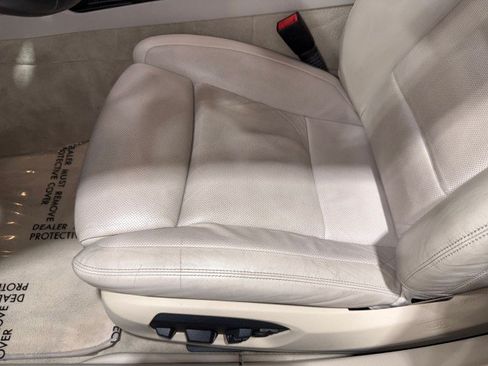 Used 2014 BMW 750i RWD image 52