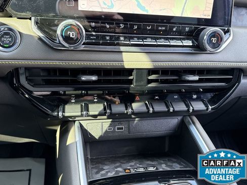 Used 2023 Chevrolet Colorado ZR2 w/ ZR2 Convenience Package III image 21