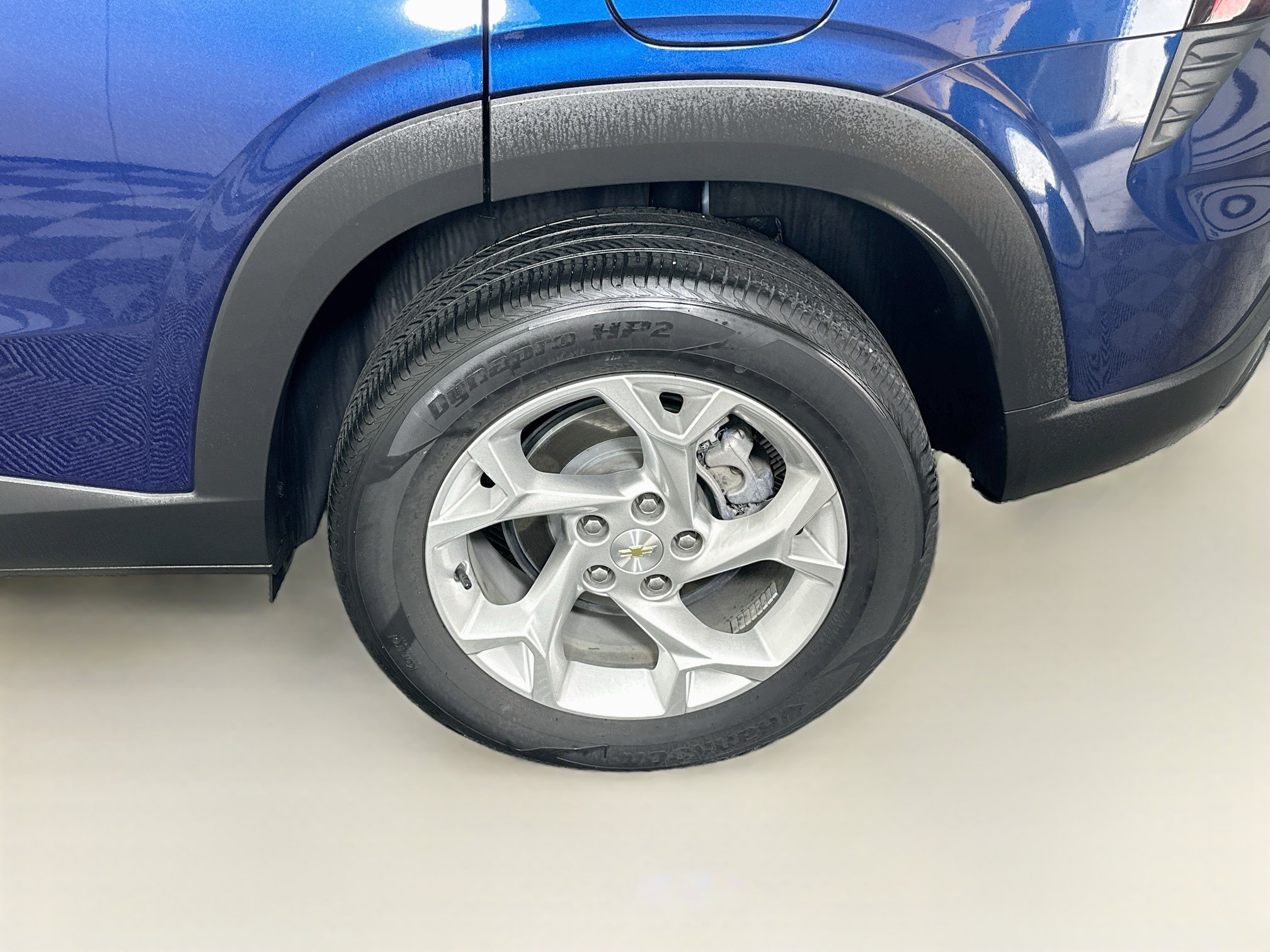 Used 2024 Chevrolet Trax LS w/ LS Convenience Package FWD image 11