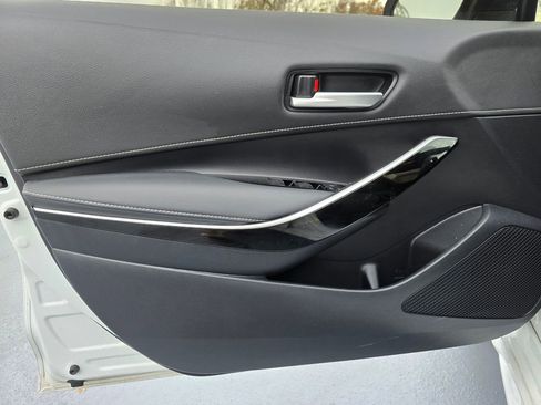 Used 2021 Toyota Corolla XSE image 22