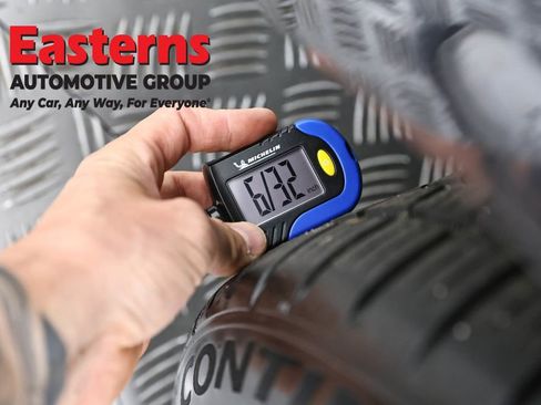 Used 2018 Tesla Model 3 Long Range image 23