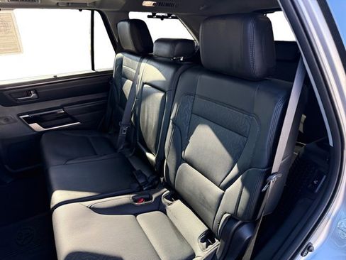 Used 2024 Toyota Sequoia Limited image 11